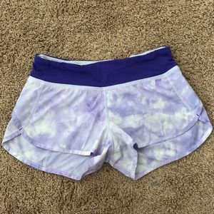 Lulu shorts!!! Size 4 excellent condition
